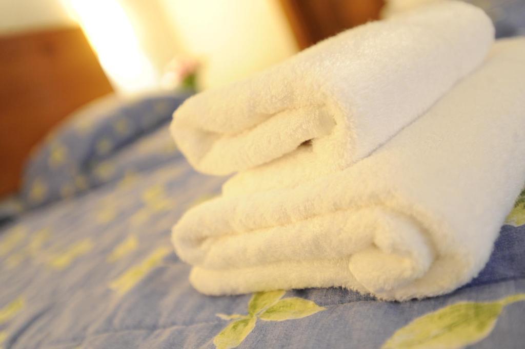 Club Salina Wharf Aparthotel Qawra Ngoại thất bức ảnh