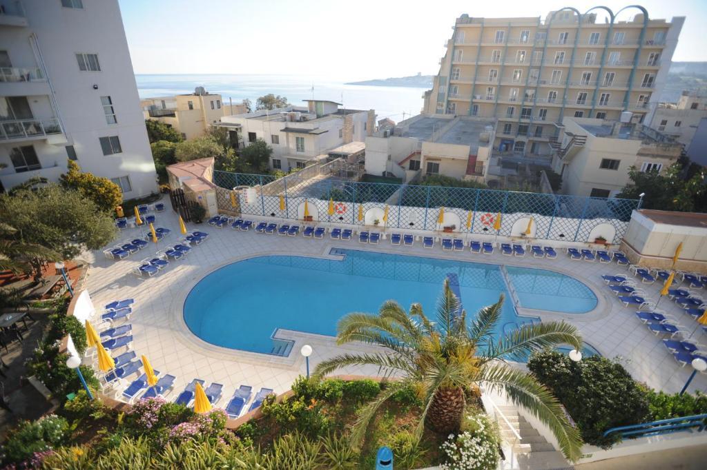 Club Salina Wharf Aparthotel Qawra Ngoại thất bức ảnh
