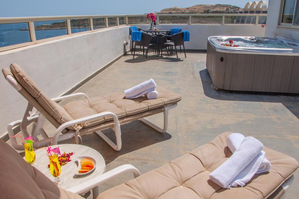 Club Salina Wharf Aparthotel Qawra Phòng bức ảnh